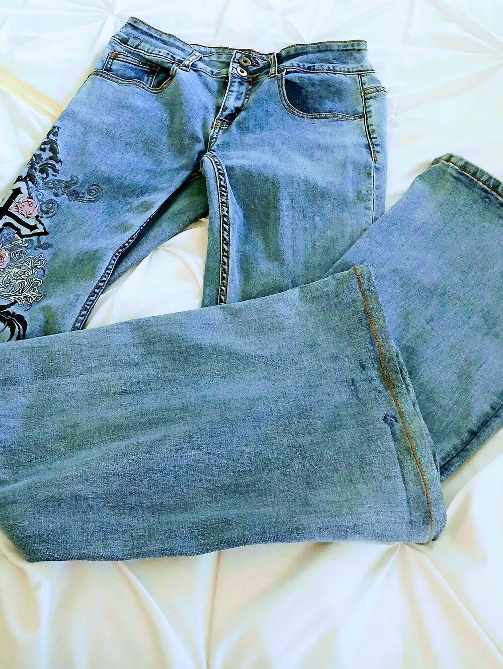 Hot Topic Distress Deni. Jeans Size 9